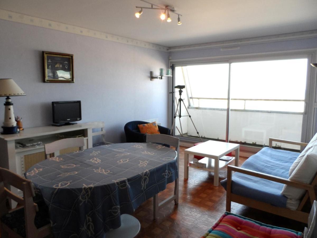 Appartement Avec Terrasse Panoramique, Acceptant Les Animaux, Parking - Fr-1-487-281 Cabourg Exteriör bild