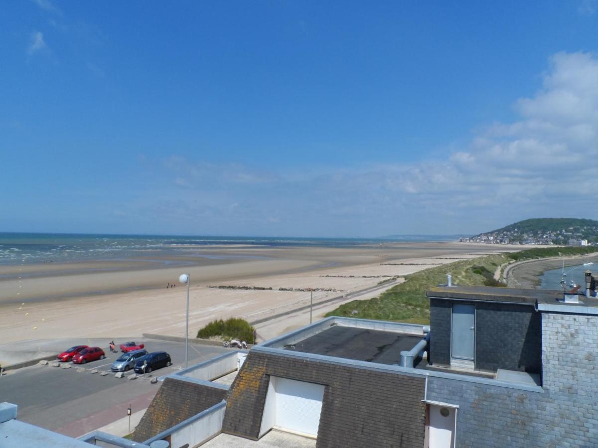 Appartement Avec Terrasse Panoramique, Acceptant Les Animaux, Parking - Fr-1-487-281 Cabourg Exteriör bild