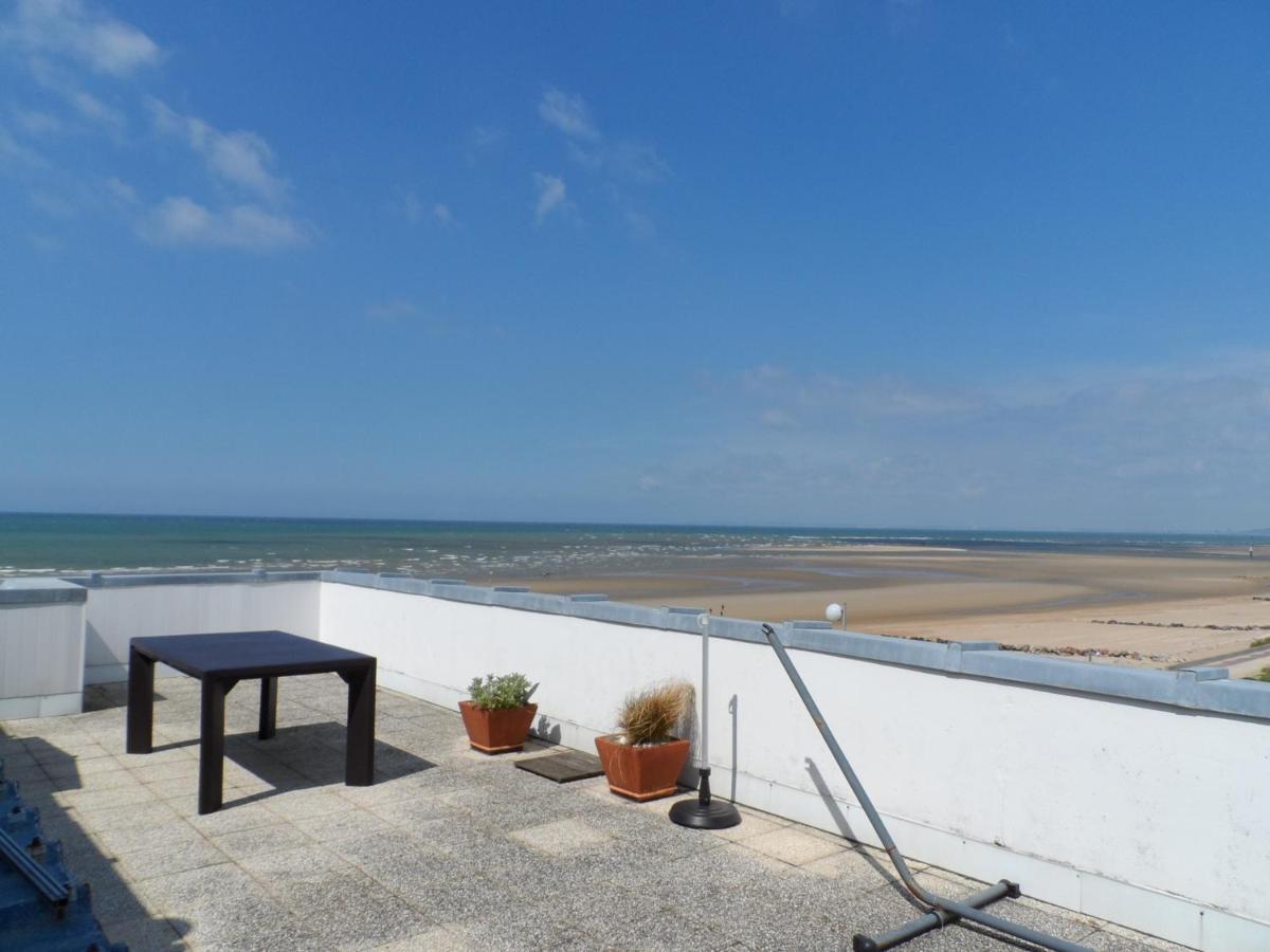 Appartement Avec Terrasse Panoramique, Acceptant Les Animaux, Parking - Fr-1-487-281 Cabourg Exteriör bild
