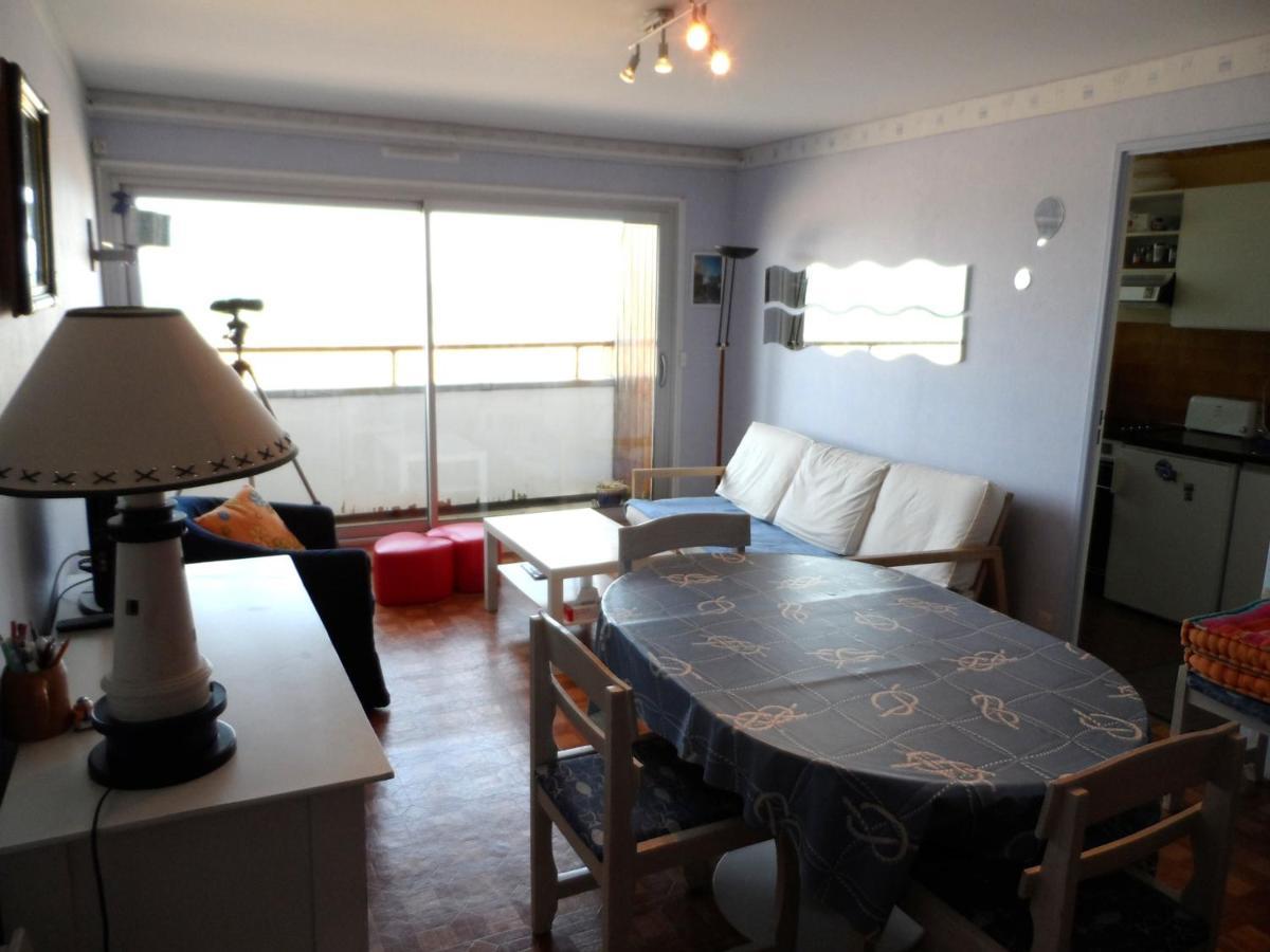 Appartement Avec Terrasse Panoramique, Acceptant Les Animaux, Parking - Fr-1-487-281 Cabourg Exteriör bild